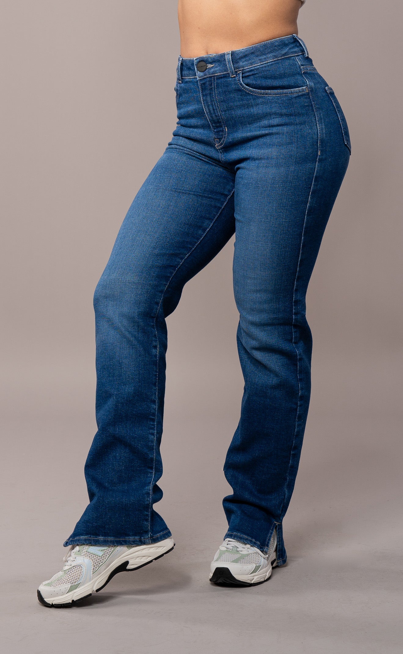 Damen Jeans mit geradem Beinschnitt - Saphirblau