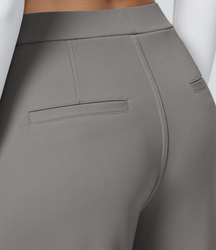 Pantalon Tailleur Taille Haute Plissé Poches Latérales Jambe Droite